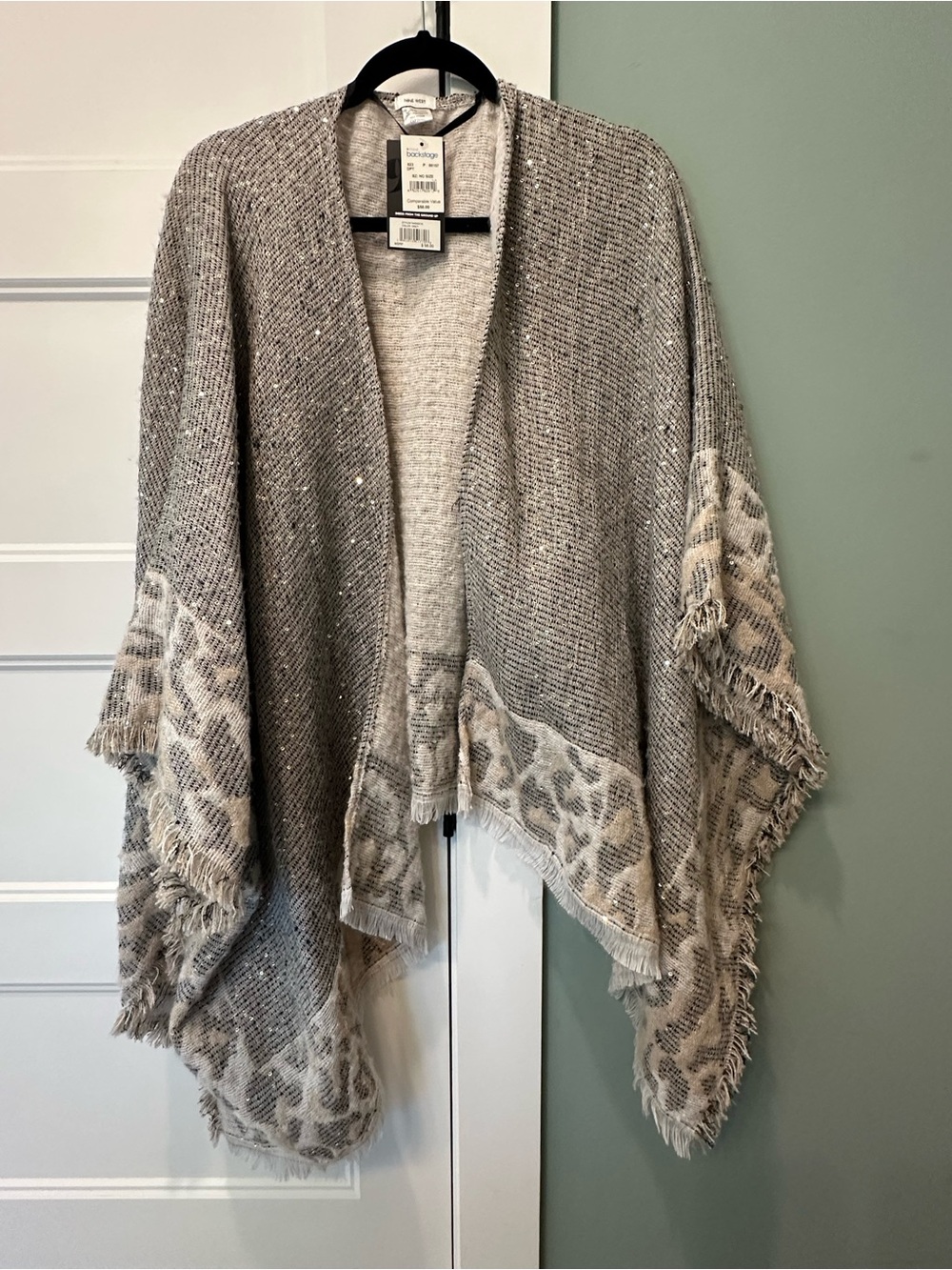 Blank NYC Gray & Cream Open Front Knit Poncho